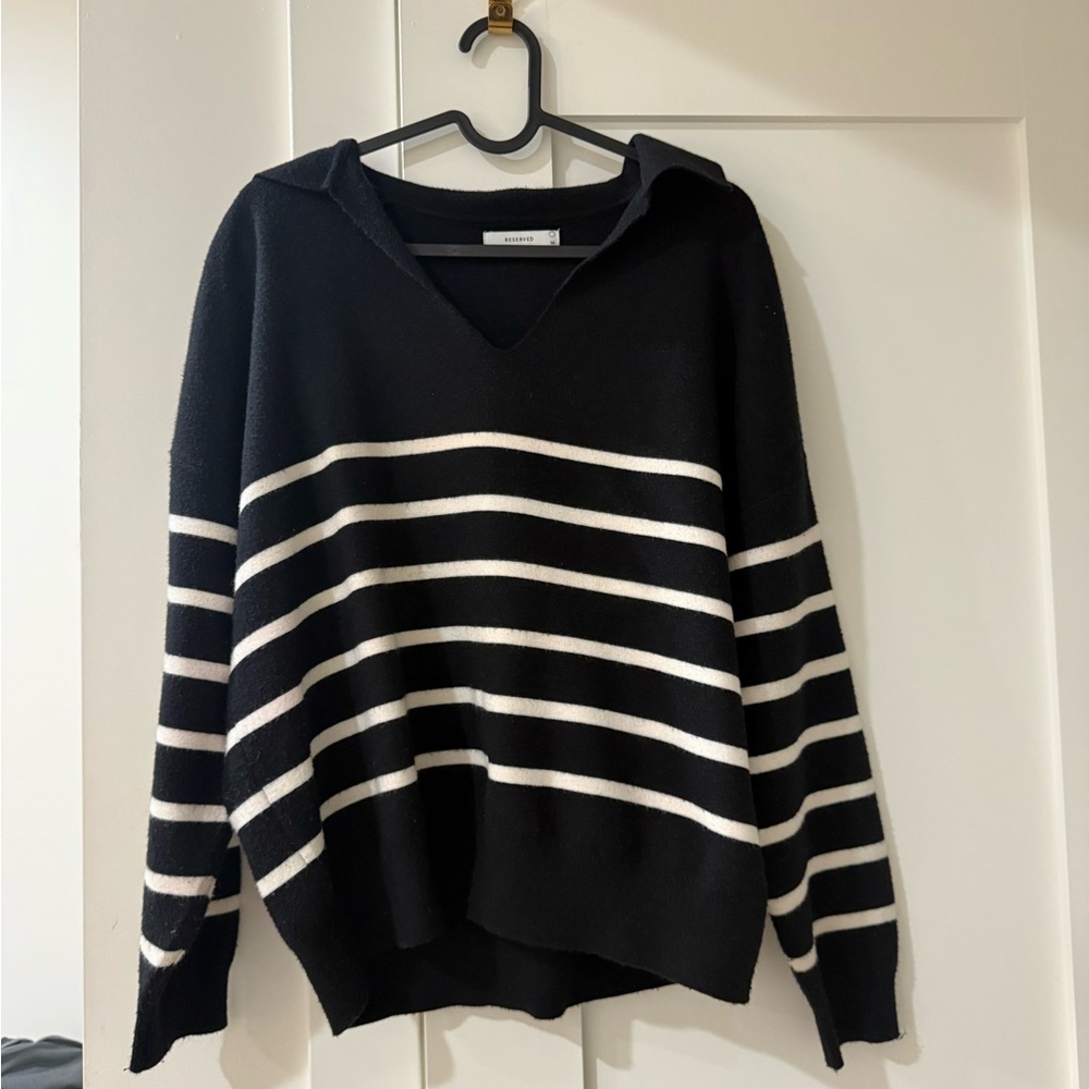 RESERVED | Black & White Collared Pullover